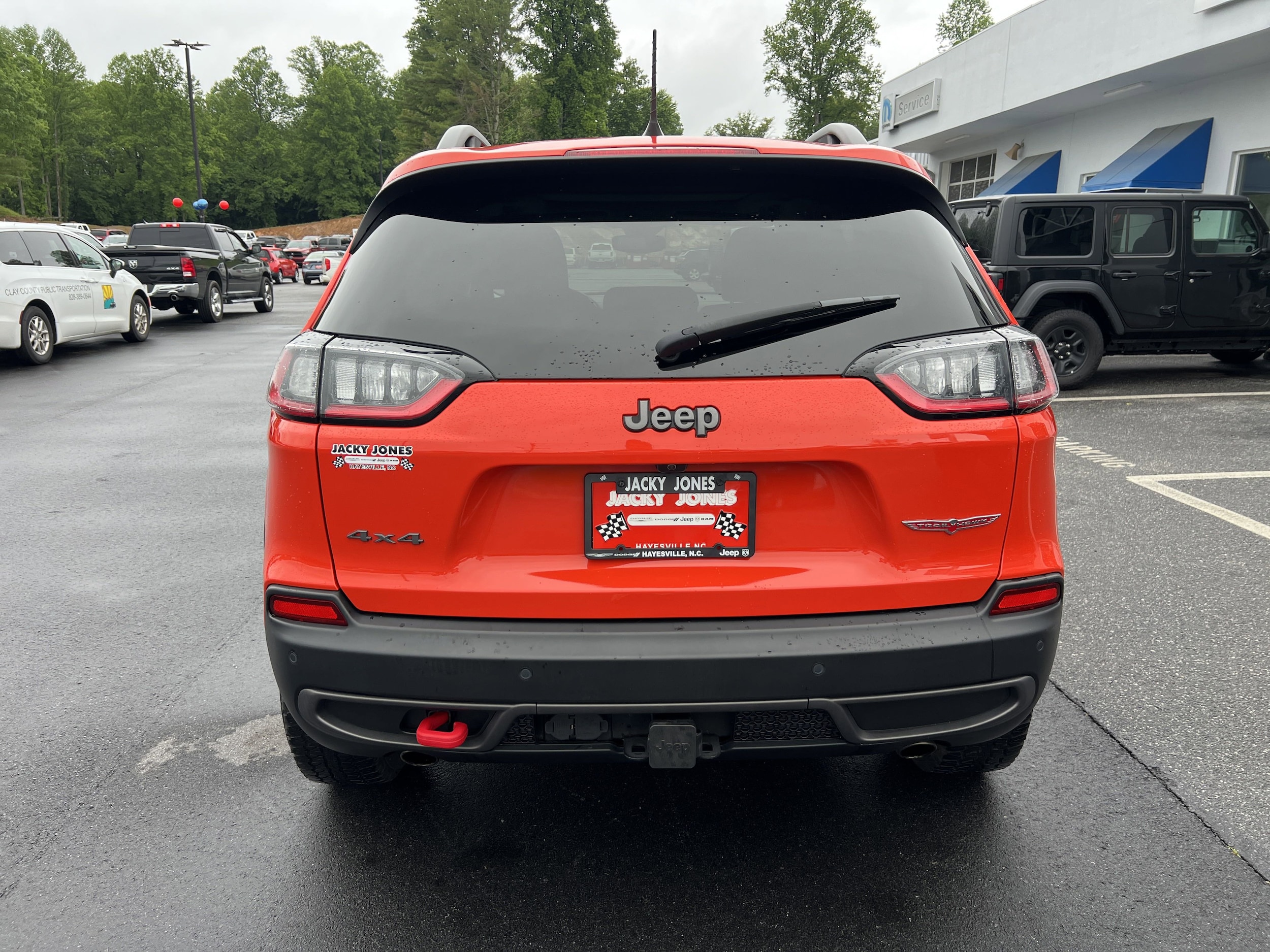 Used 2021 Jeep Cherokee Trailhawk with VIN 1C4PJMBX6MD194268 for sale in Hayesville, NC