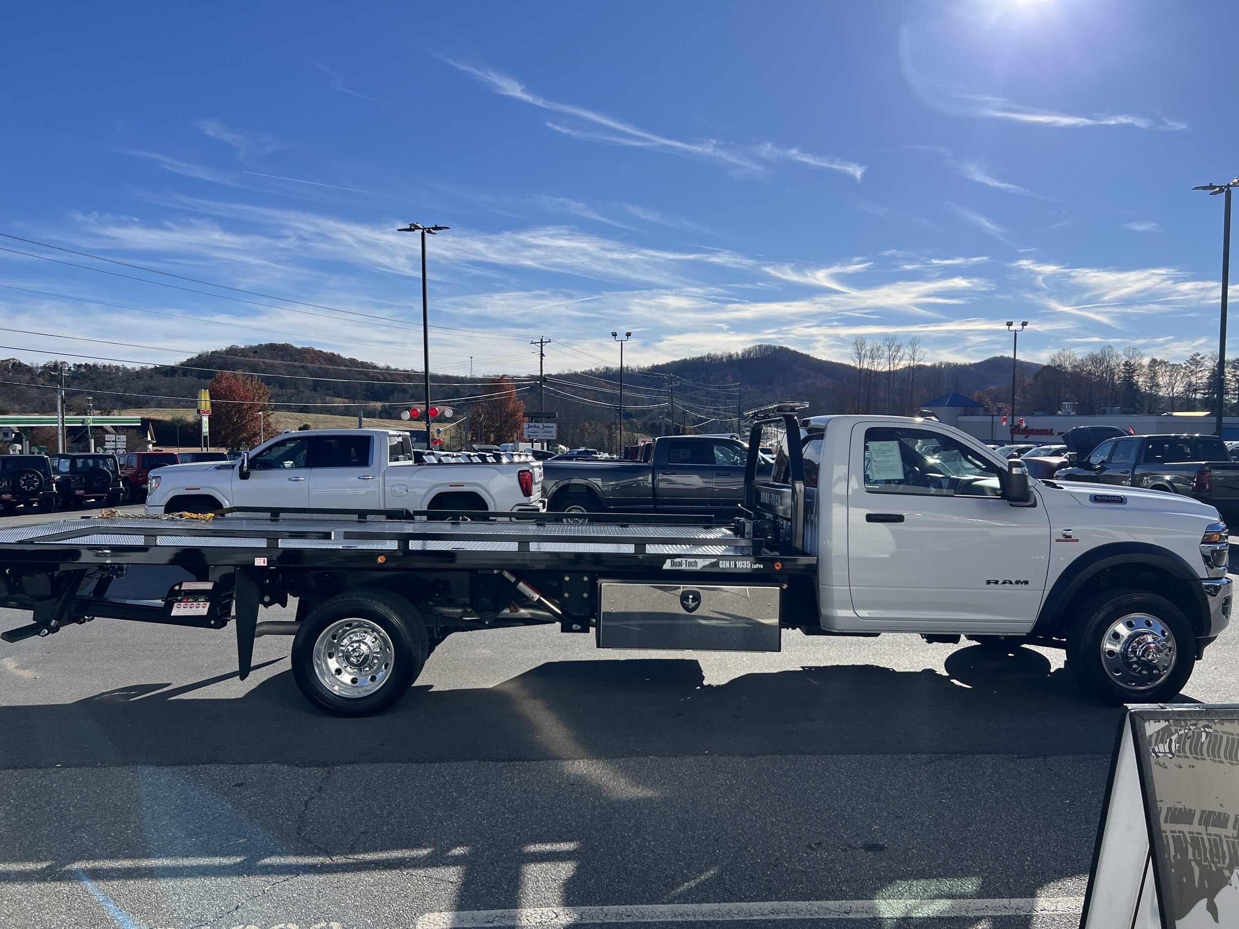 2025 Ram 5500 photo 2