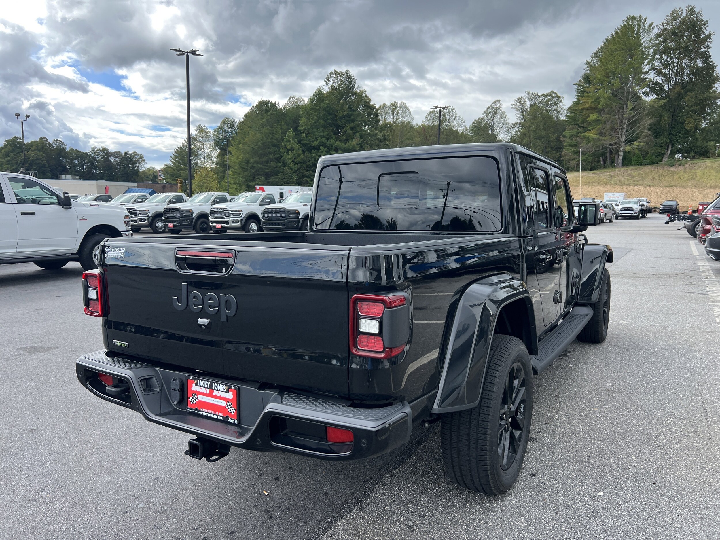 2023 Jeep Gladiator High Altitude photo 2