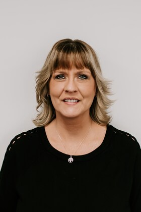 Staff member Amy Smith from ID_ffc7420f5ef9