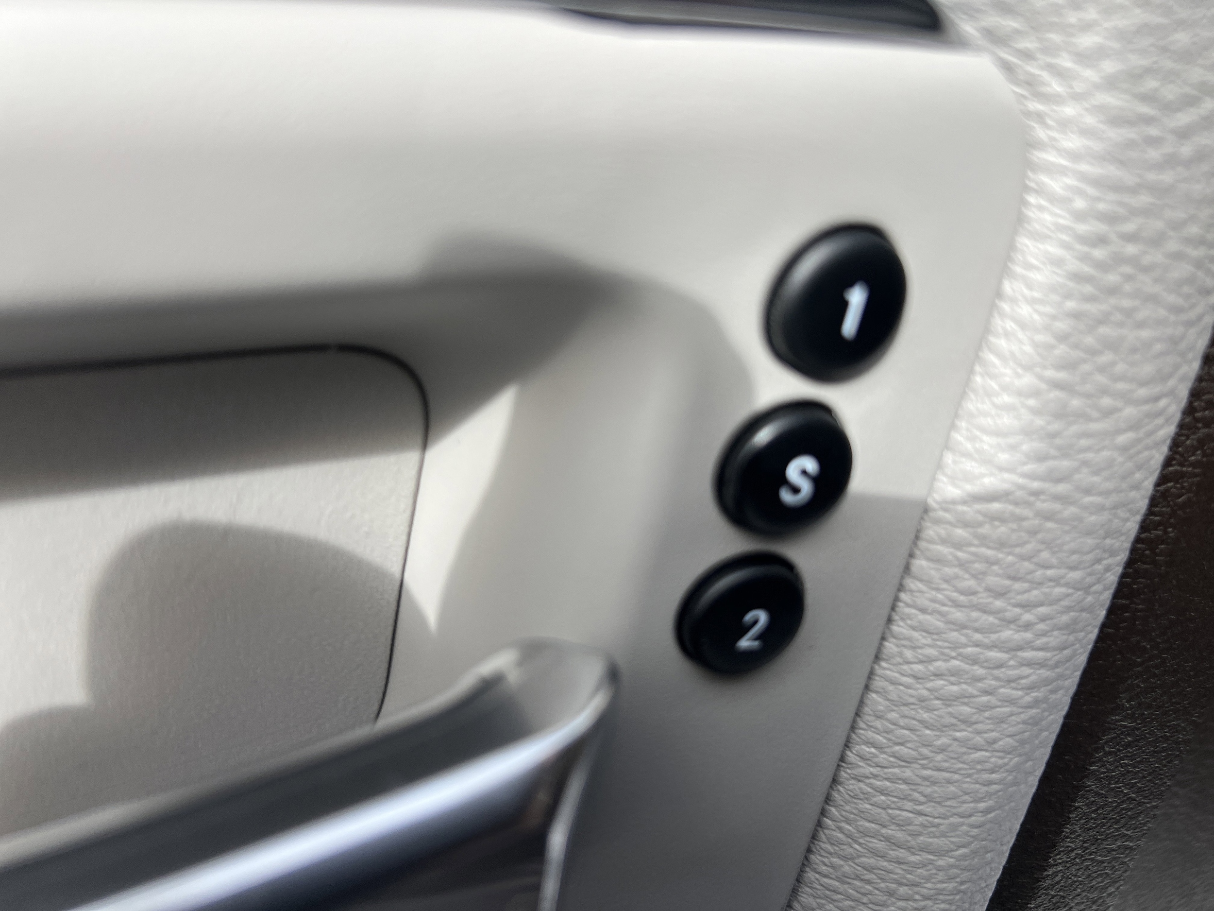 2026 RAM 3500 Laramie - Photo 24