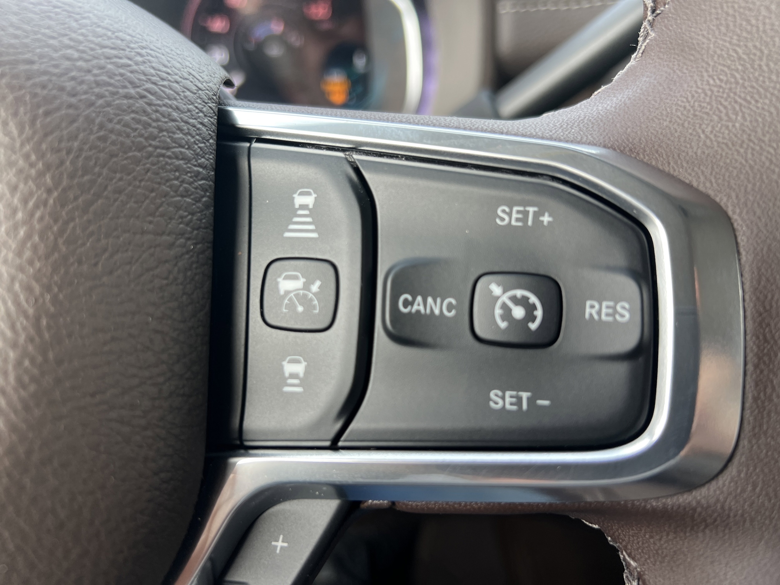 2026 RAM 3500 Laramie - Photo 35