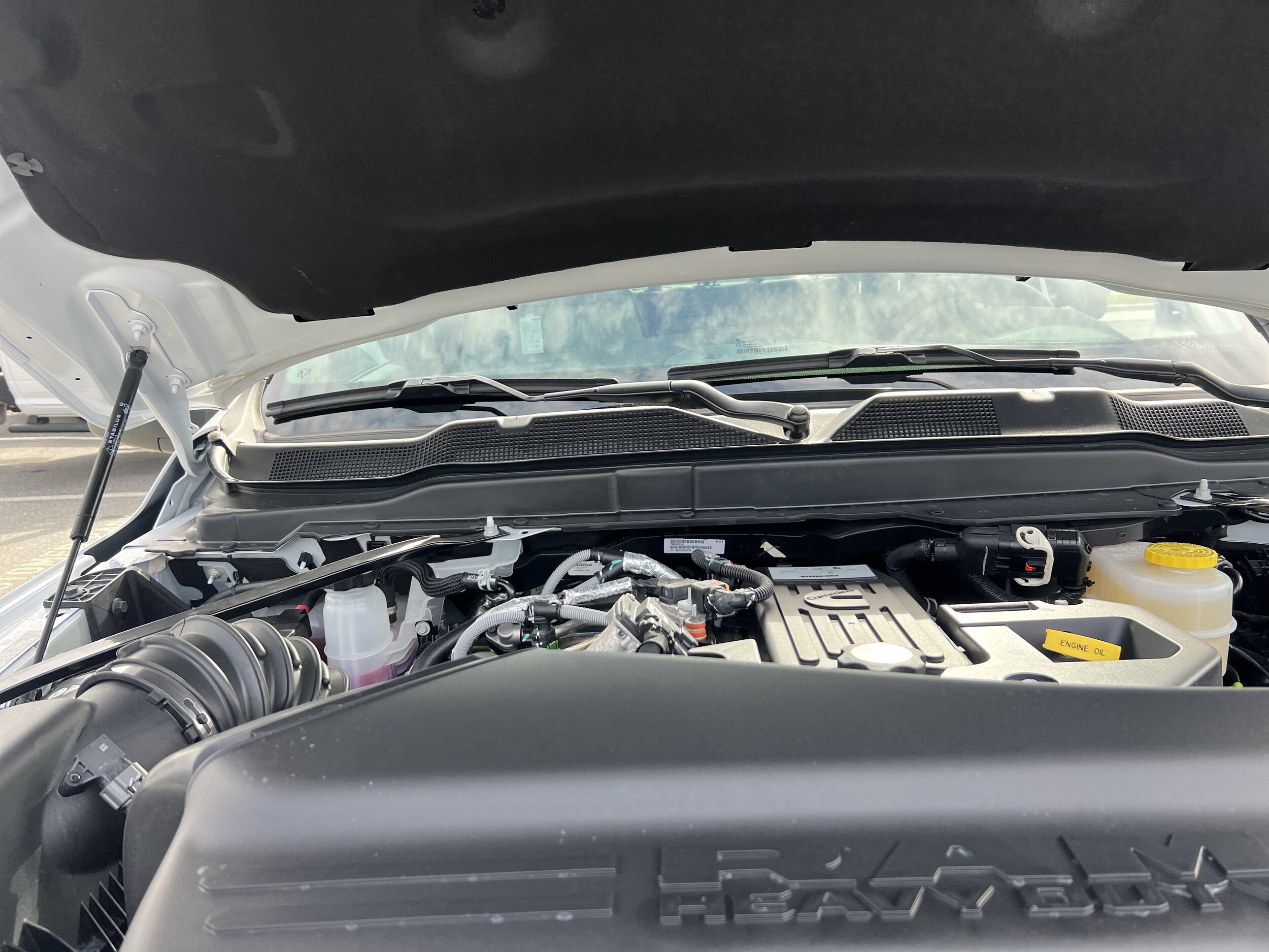 2026 RAM 3500 Laramie - Photo 42