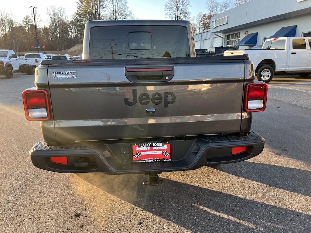 Used 2024 Jeep Gladiator Sport Sport 4x4