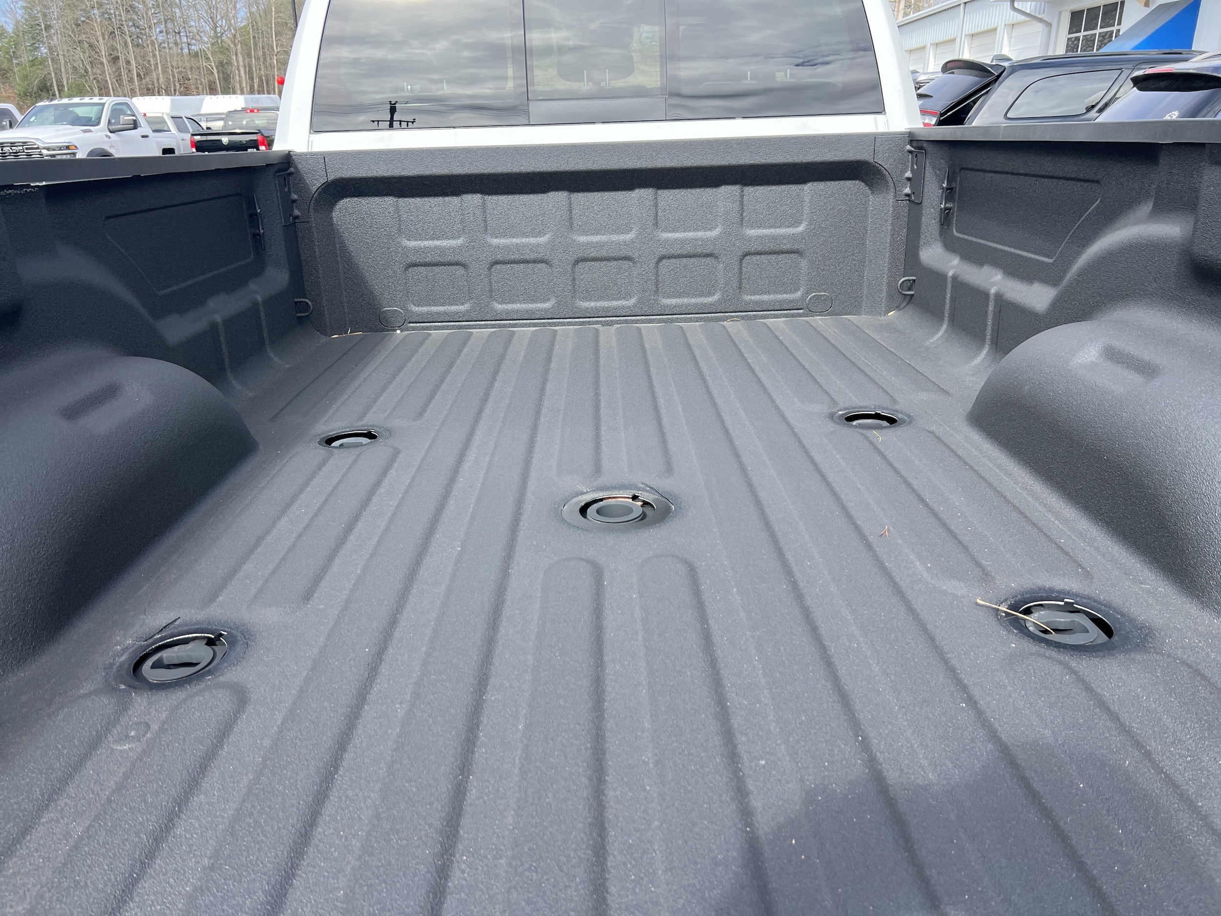 2026 RAM 3500 Laramie - Photo 12