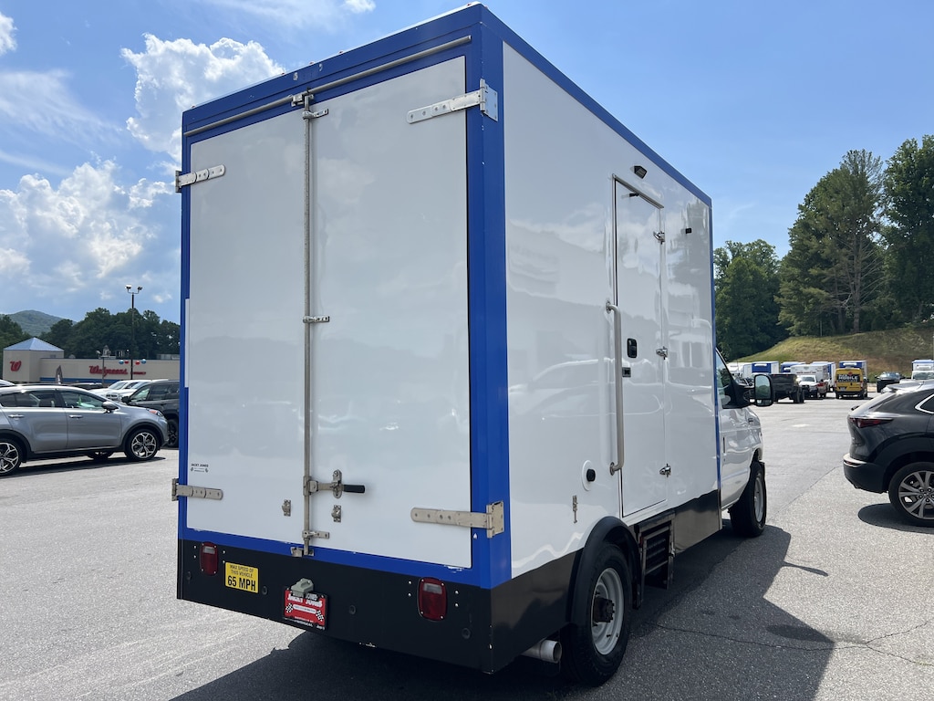 Used 2023 Ford E-Series Cutaway E-350 SRW 158 WB
