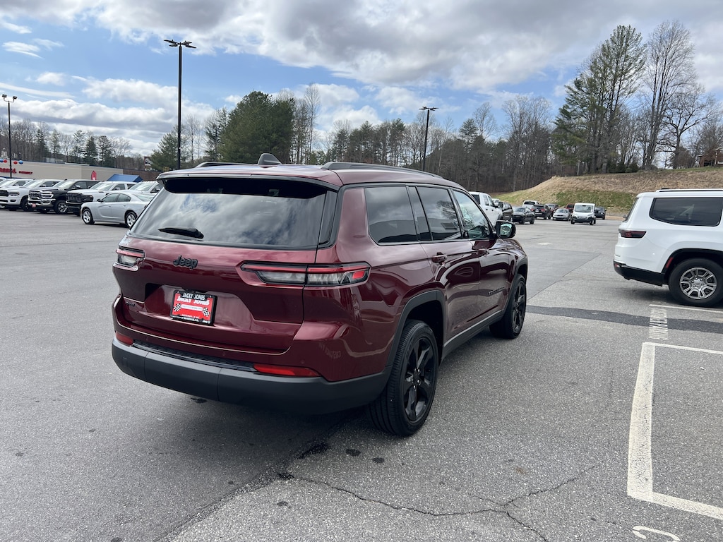 Used 2024 Jeep Grand Cherokee L Altitude X Altitude X 4x4