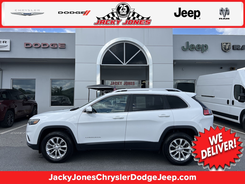 Used 2019 Jeep Cherokee Latitude SUV
