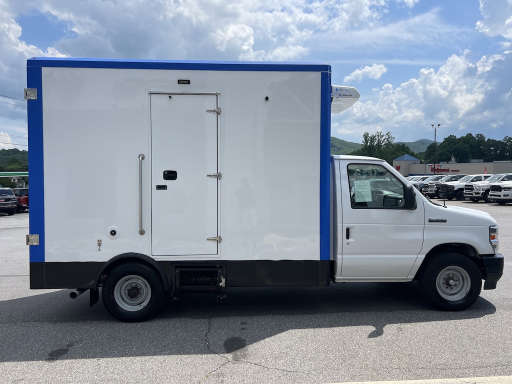 Used 2023 Ford E-Series Cutaway E-350 SRW 158 WB