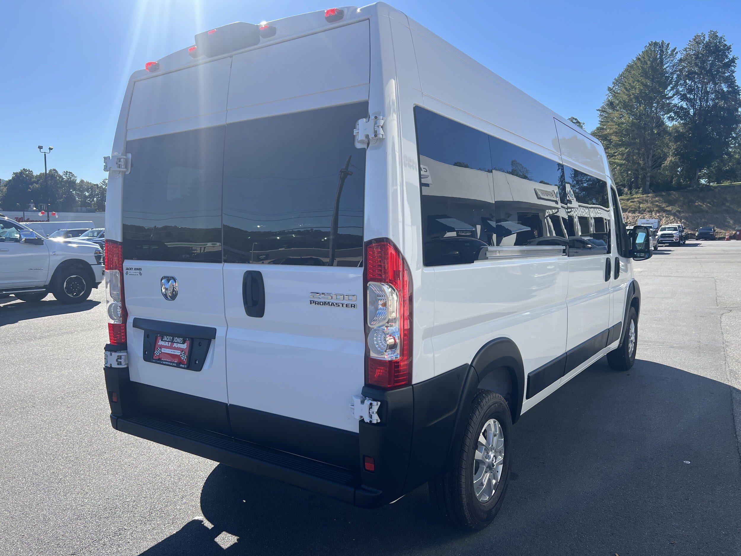 2025 Ram ProMaster 2500 photo 2