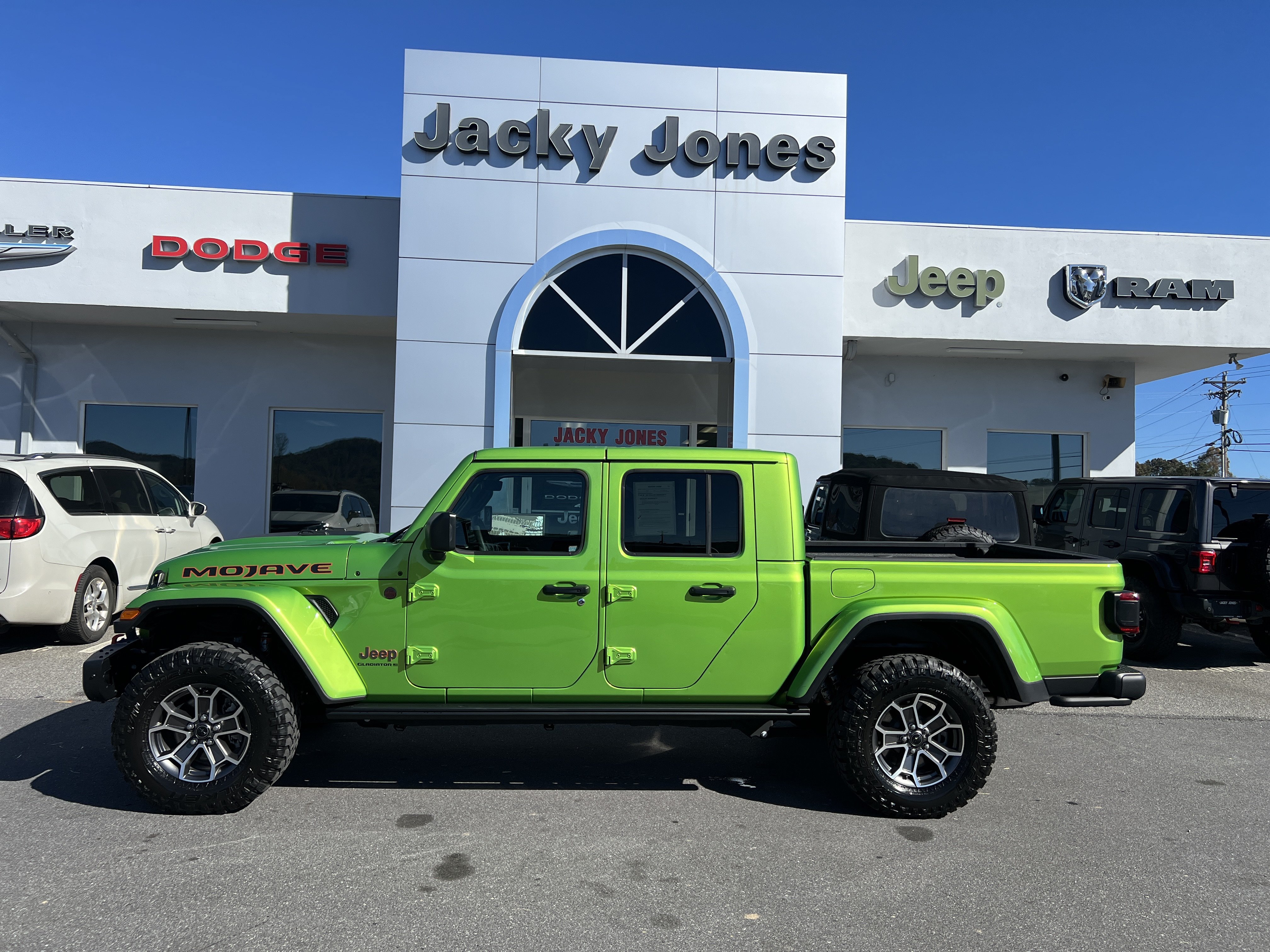 2025 Jeep Gladiator