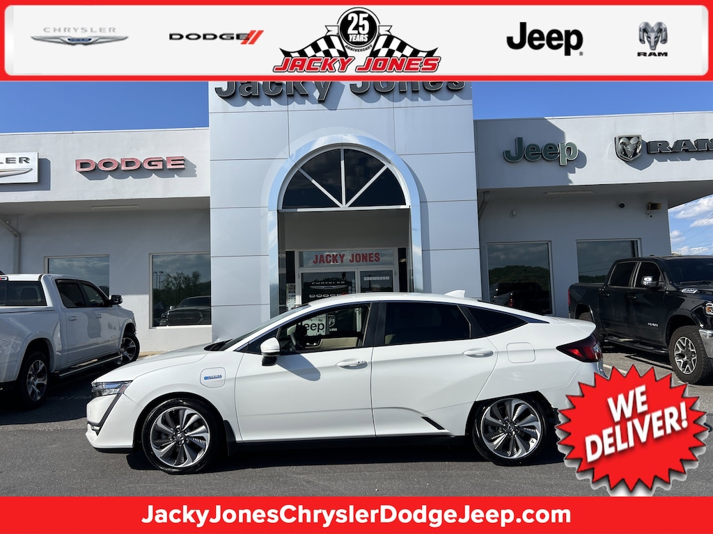 Used 2018 Honda Clarity Plug-In Hybrid Sedan