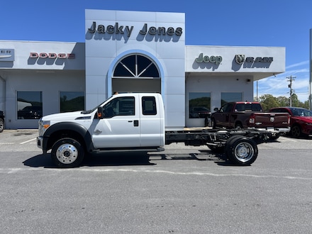 2012 Ford Super Duty F-550 DRW XLT 4WD SuperCab 186 WB 84 CA XLT