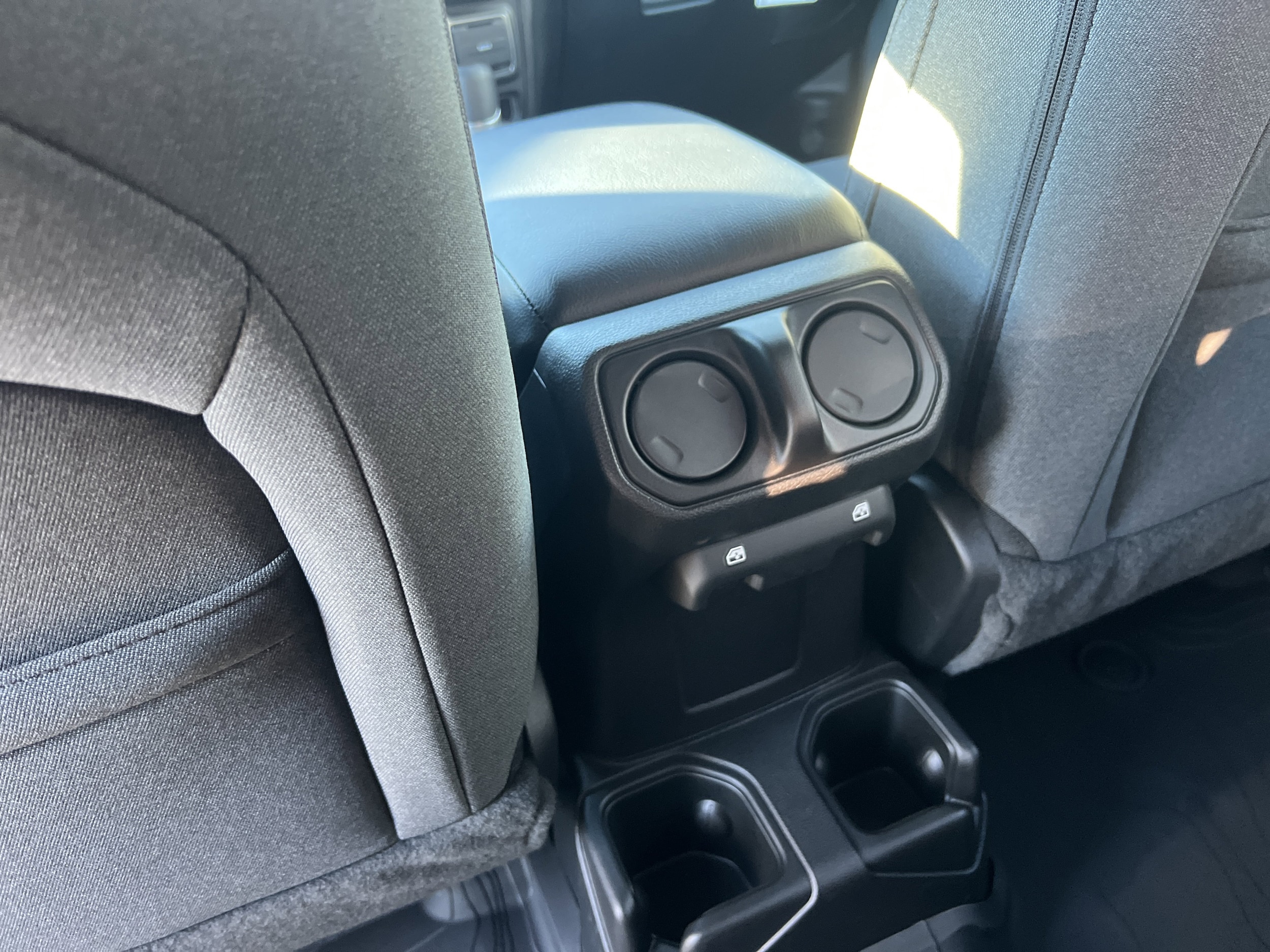 2026 Jeep Wrangler 4-Door Sport - Photo 9