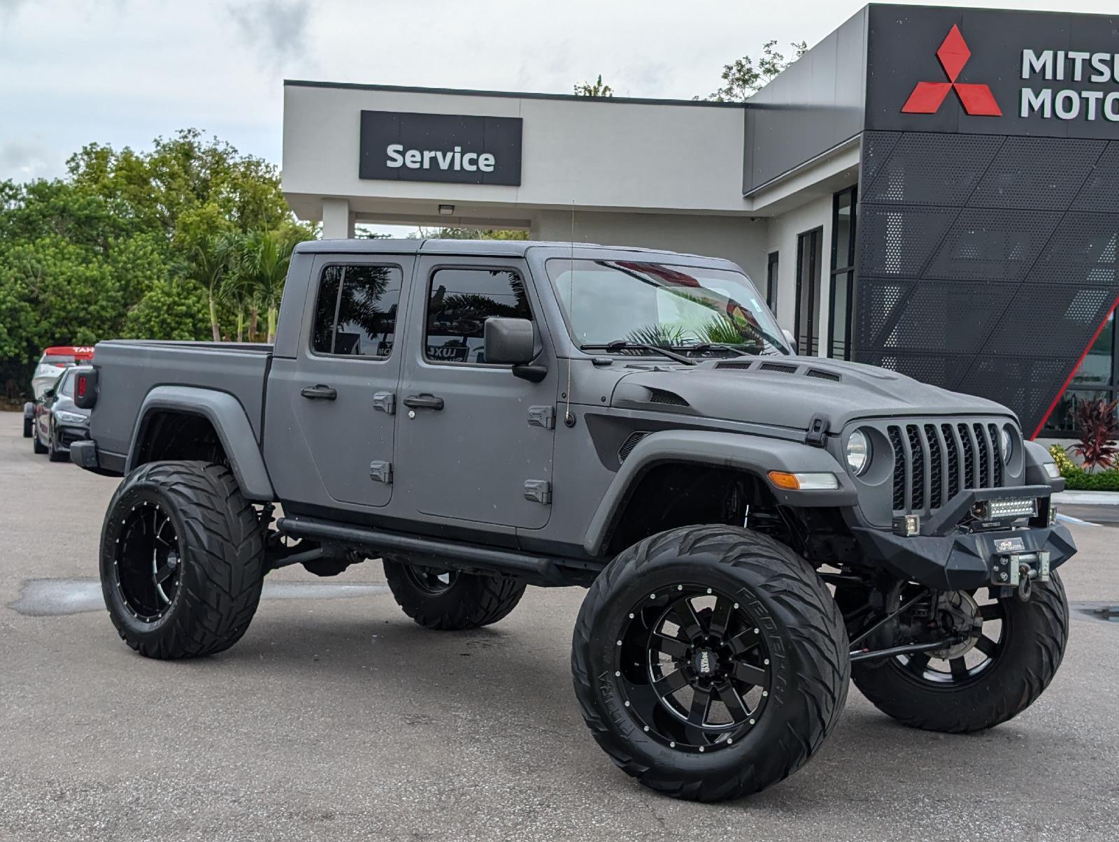 Used 2020 Jeep Gladiator Sport S with VIN 1C6HJTAG9LL124470 for sale in New Port Richey, FL