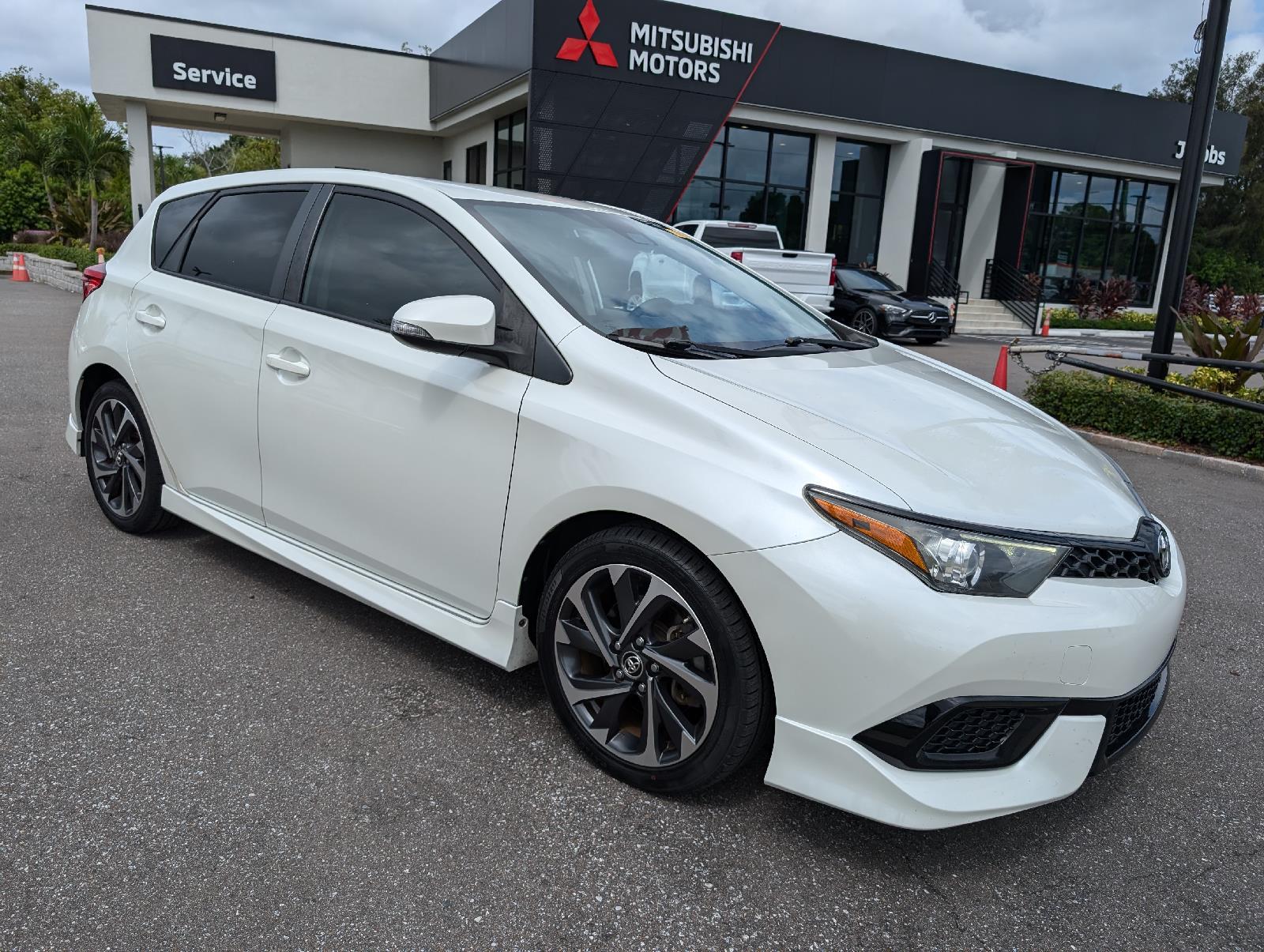 Used 2017 Toyota Corolla iM Base with VIN JTNKARJE8HJ551508 for sale in New Port Richey, FL