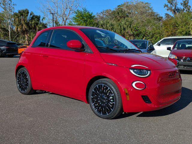 Used 2024 FIAT 500e Base with VIN ZFAFFAA44RX205008 for sale in Wesley Chapel, FL