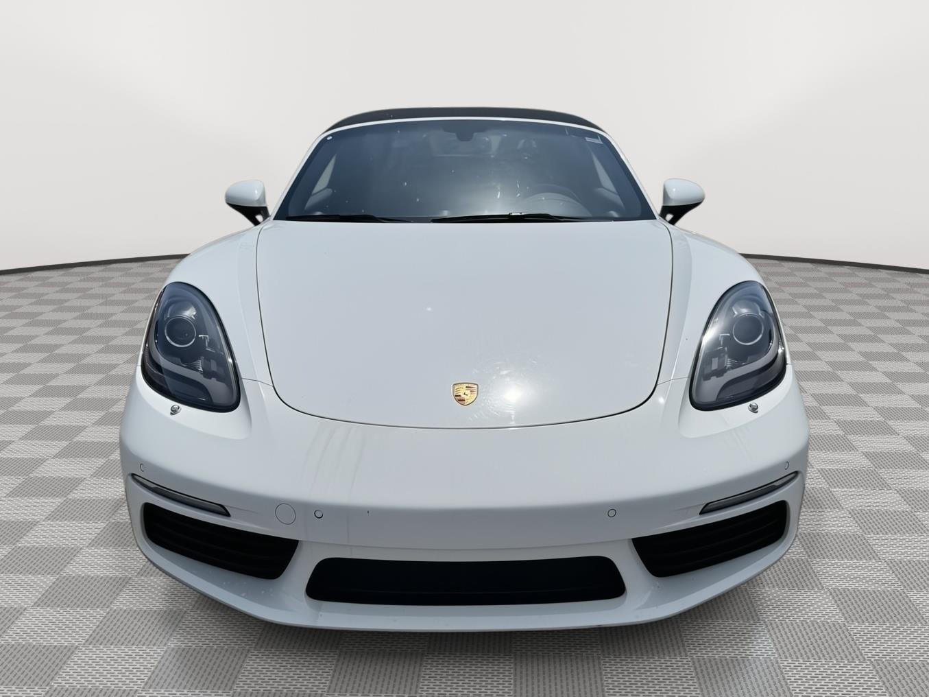 2019 Porsche Boxster Base photo 2