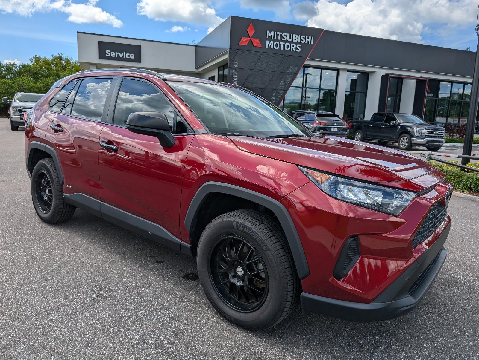 Used 2022 Toyota RAV4 LE with VIN JTMLWRFV2ND146757 for sale in New Port Richey, FL