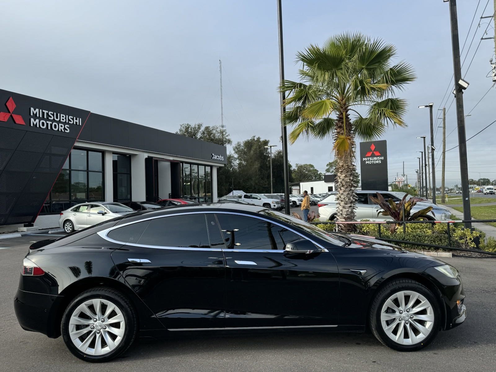 Used 2018 Tesla Model S 75D with VIN 5YJSA1E23JF266721 for sale in New Port Richey, FL