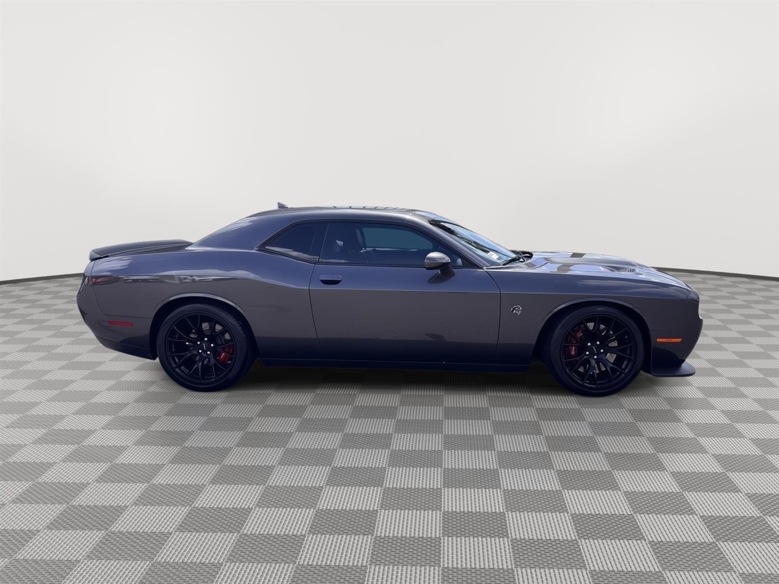Used 2015 Dodge Challenger SRT with VIN 2C3CDZC9XFH909422 for sale in Wesley Chapel, FL