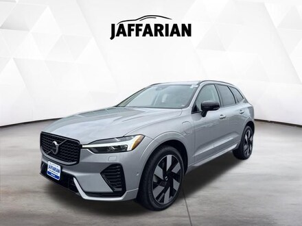 2025 Volvo XC60 Plug-In Hybrid T8 Plus SUV