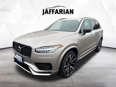 2023 Volvo XC90 Recharge Plug-In Hybrid Ultimate SUV