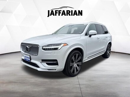 2023 Volvo XC90 Ultimate SUV