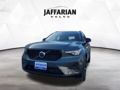 New 2026 Volvo XC40 B5 Core SUV Haverhill, Massachusetts