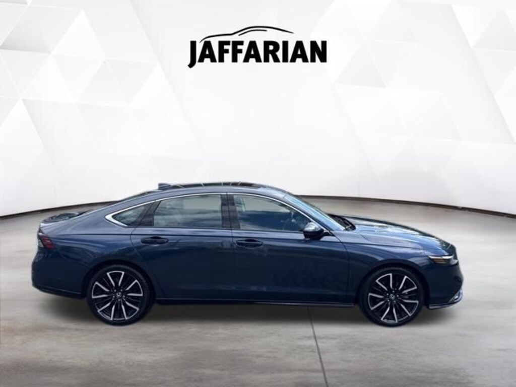 Used 2025 Honda Accord Hybrid Touring Sedan