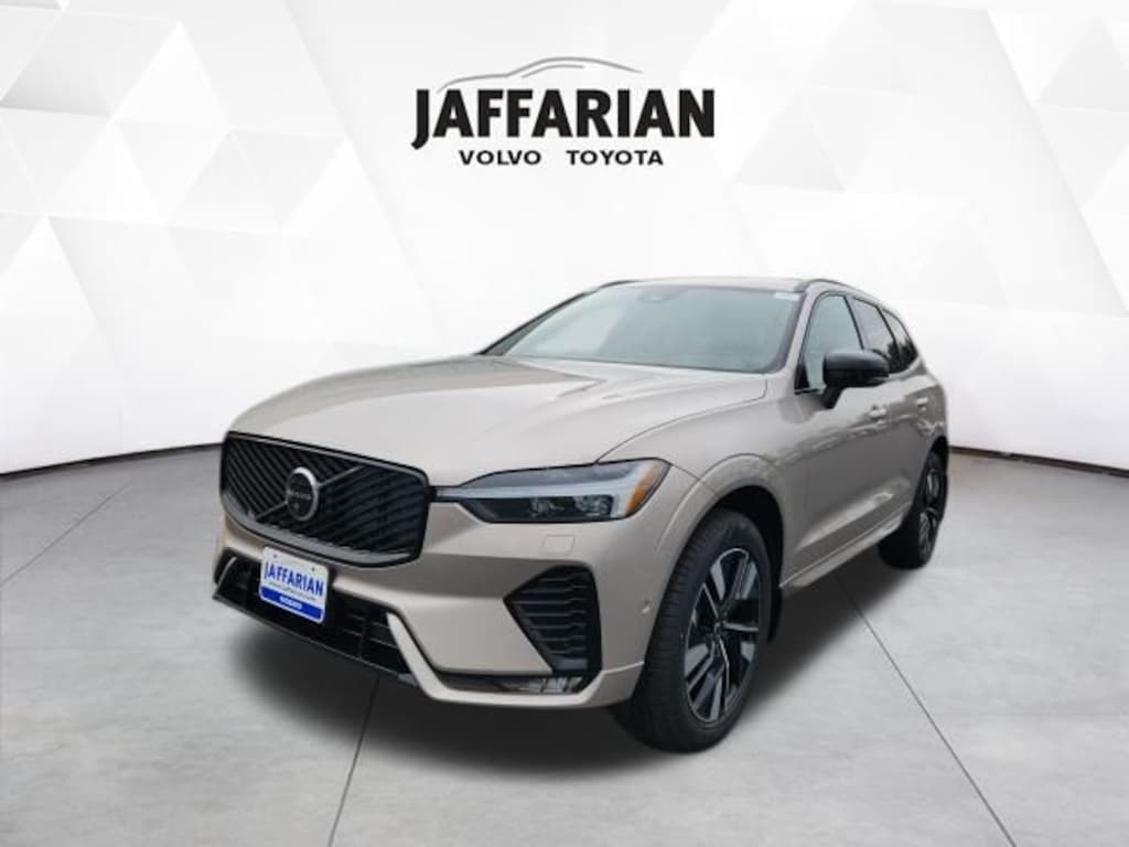 New 2026 Volvo XC60 B5 Plus SUV