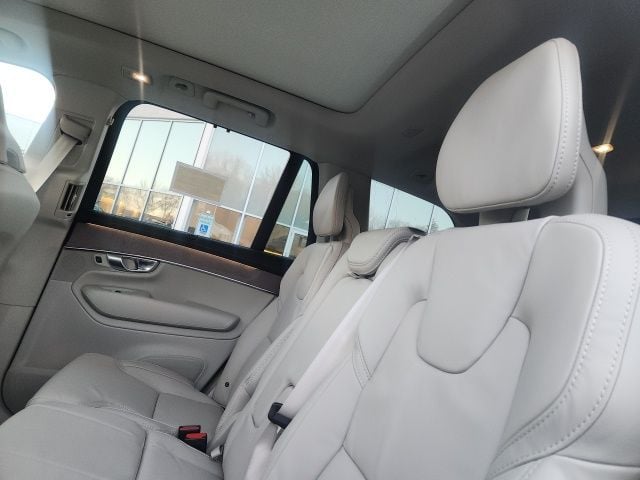 2026 Volvo XC90 Ultra - Photo 7