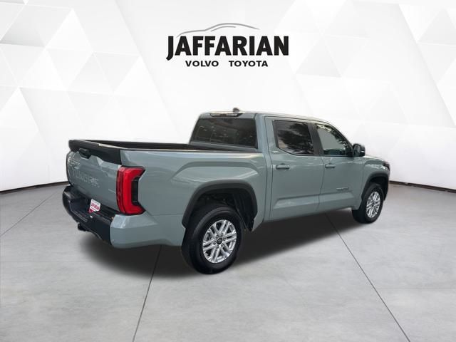 2025 Toyota Tundra SR5 photo 3