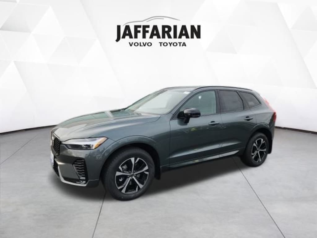 New 2026 Volvo XC60 B5 Core SUV