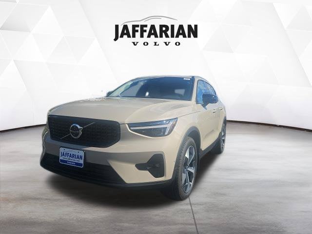 2026 Volvo XC40