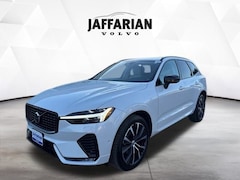 Used 2023 Volvo XC60 B5 Plus Dark Theme SUV Haverhill, Massachusetts