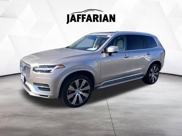 2025 Volvo XC90 Plug-In Hybrid