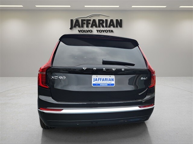 2026 Volvo XC90 photo 4