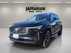 New 2025 Volvo XC90 B6 (2025.5) Ultra 6-Seater SUV Haverhill, Massachusetts