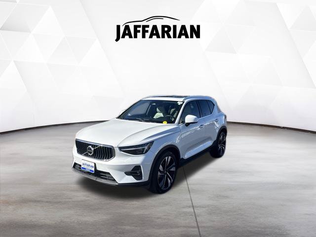 2024 Volvo XC40 Ultimate