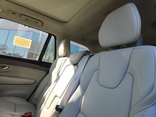 2026 Volvo XC90 Ultra - Photo 7
