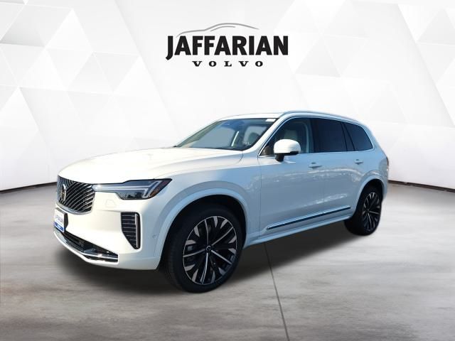 2026 Volvo XC90 Ultra - Photo 3