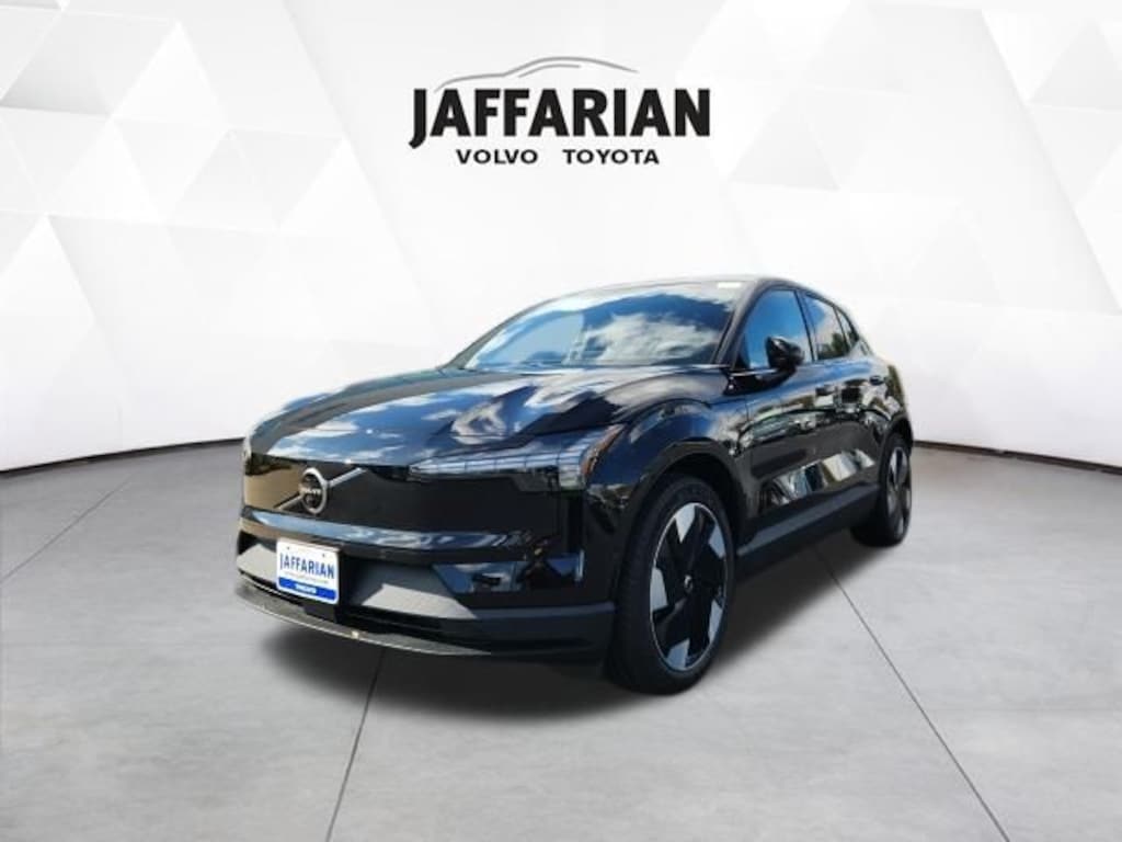 New 2025 Volvo EX30 Twin Motor Ultra SUV