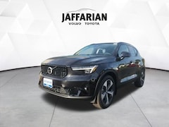 2026 Volvo XC40 B5 Plus SUV
