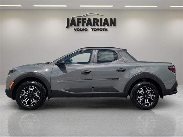 Used 2025 Hyundai Santa Cruz XRT with VIN 5NTJDDDF3SH128352 for sale in Haverhill, MA