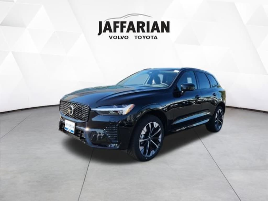 New 2026 Volvo XC60 B5 Plus SUV