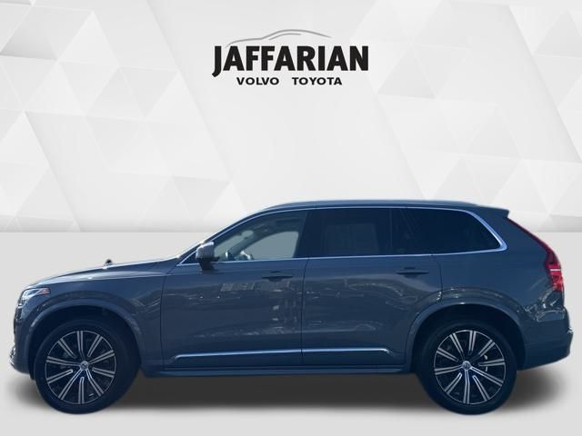 2023 Volvo XC90 Plus photo 4