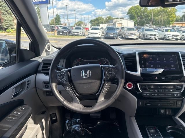 2017 Honda Pilot Touring - Photo 23
