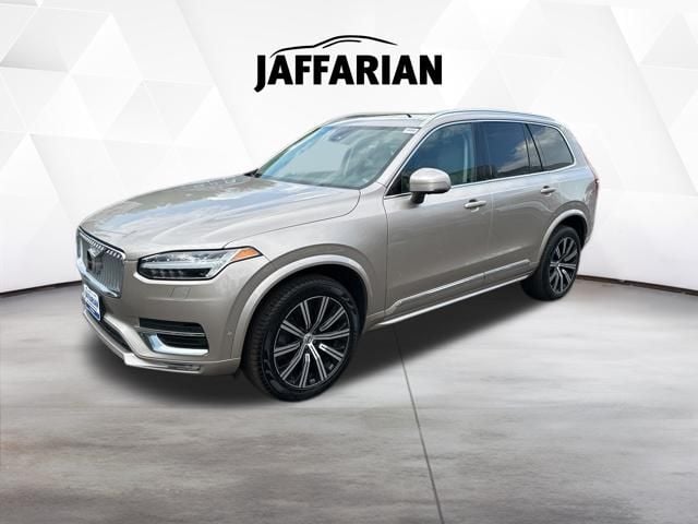 2024 Volvo XC90 B6 Plus 7-Seater Bright theme 4WD's photo