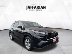 Used 2022 Toyota Highlander LE SUV Haverhill, Massachusetts
